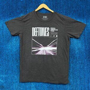 Deftones “North American Tour” Nu Metal Band Graphic T-Shirt Size Medium